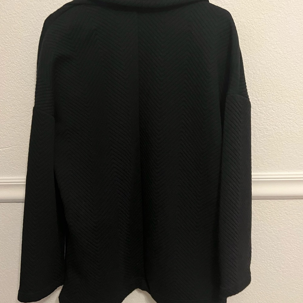 fabletics textured jacket - Picture 2 of 5